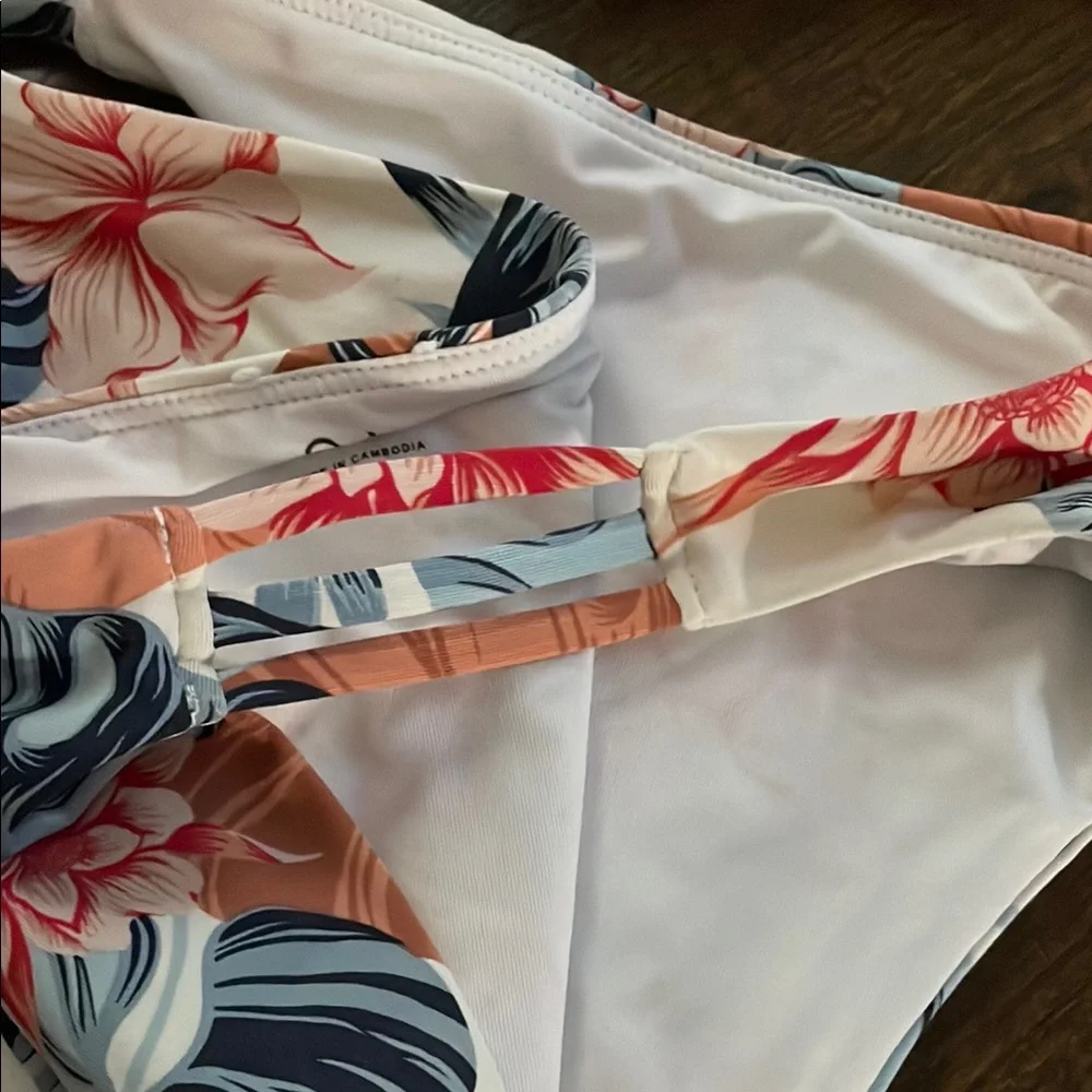 Floral Bikini Swim Set size small -Roxy - Picture 3 of 5